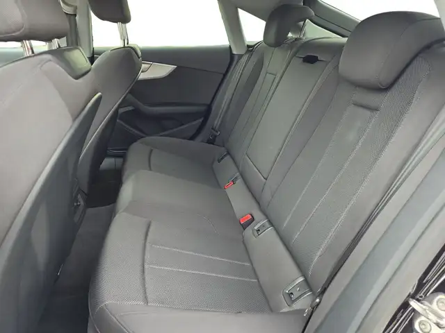 Audi A5 view 10