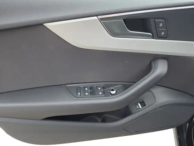 Audi A5 view 11