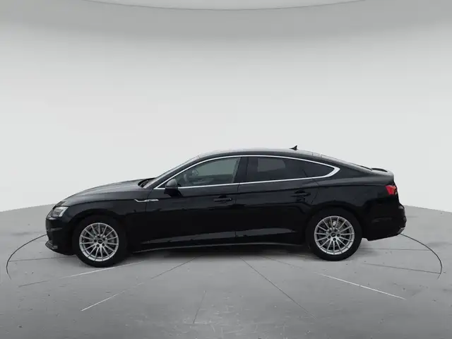 Audi A5 view 6