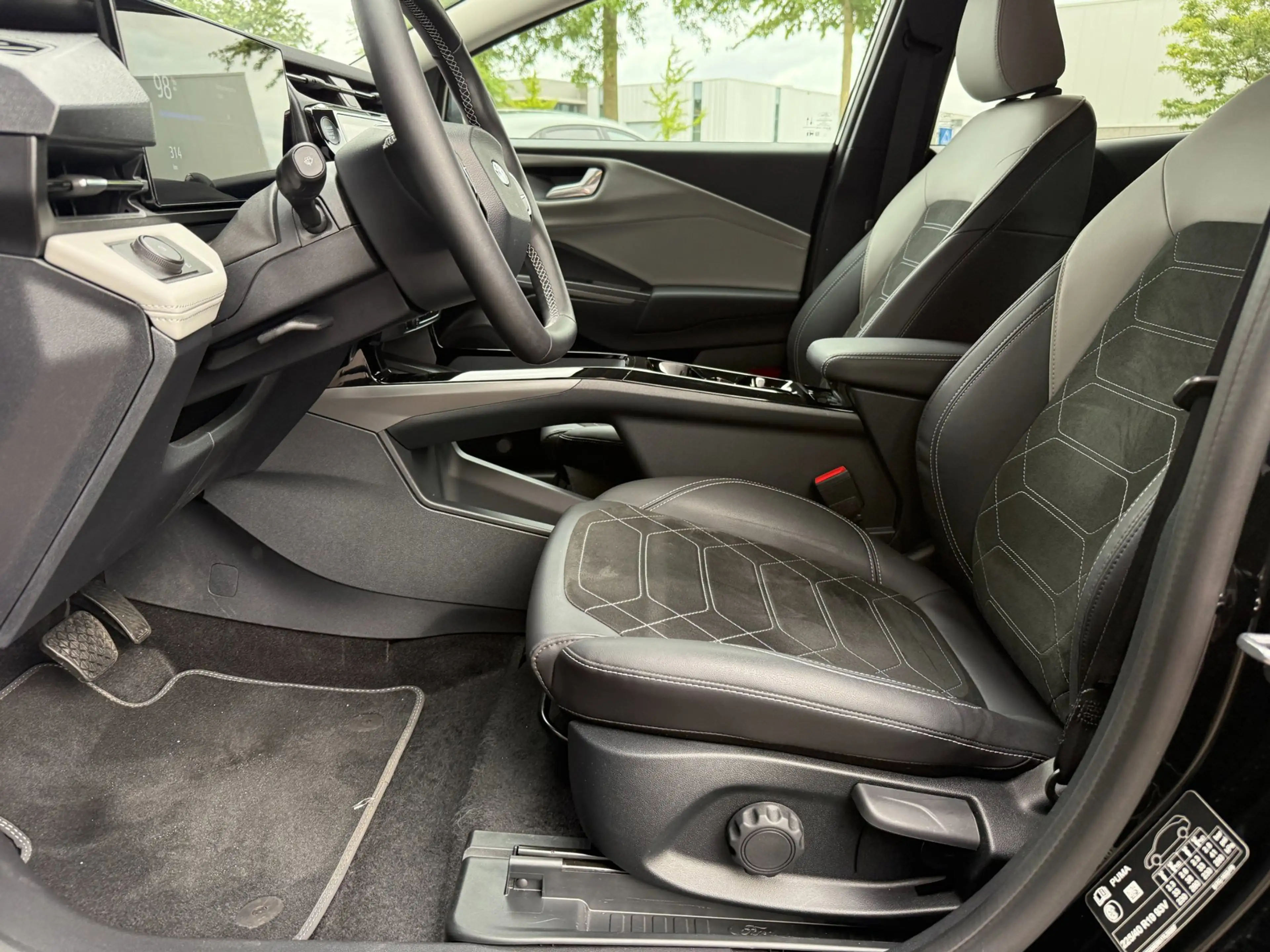 Ford Puma Gen-E Premium 44 kWh Navi, Adop cruise, 360-gr camera, B — photo 8