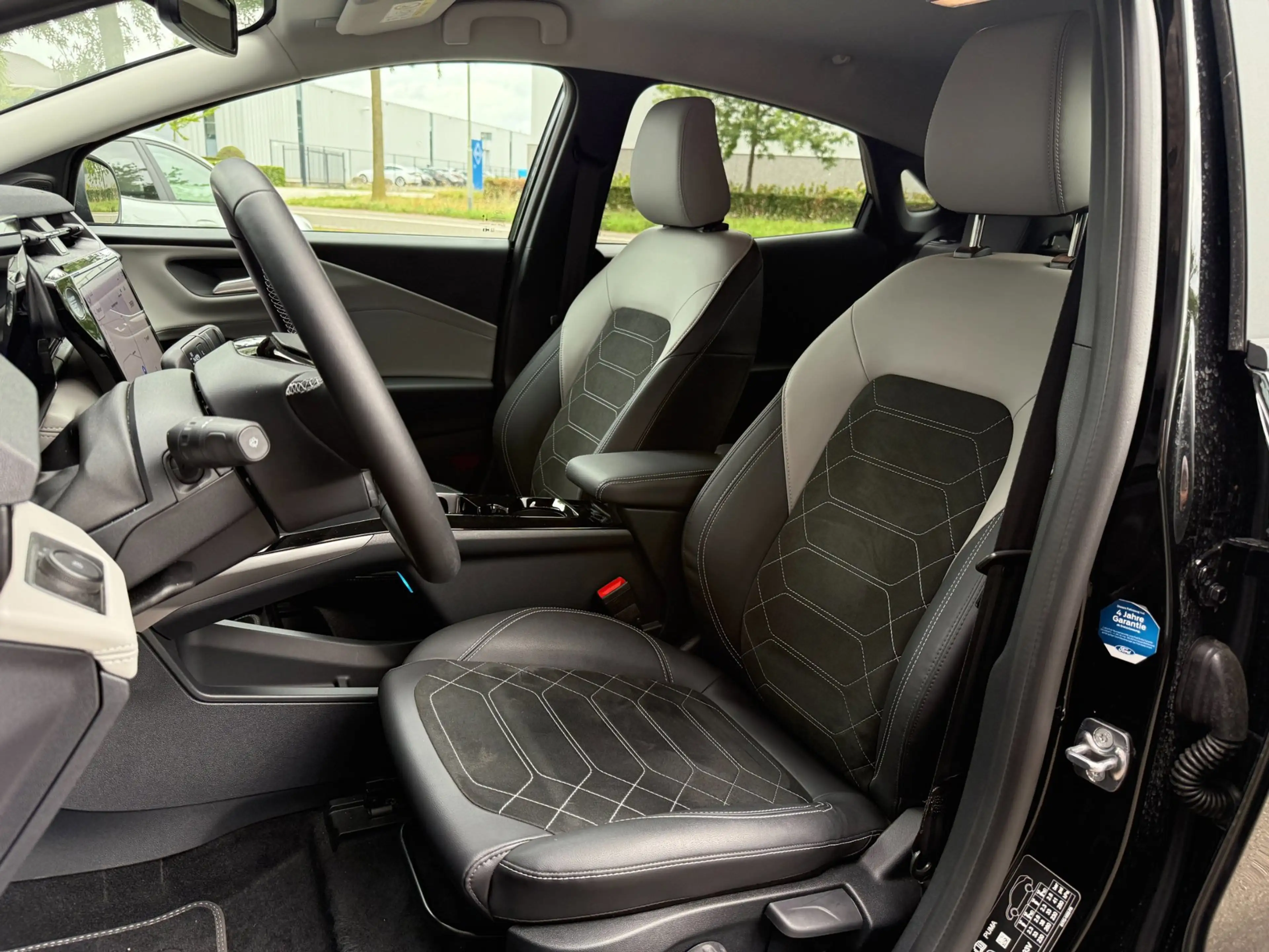Ford Puma Gen-E Premium 44 kWh Navi, Adop cruise, 360-gr camera, B — photo 9