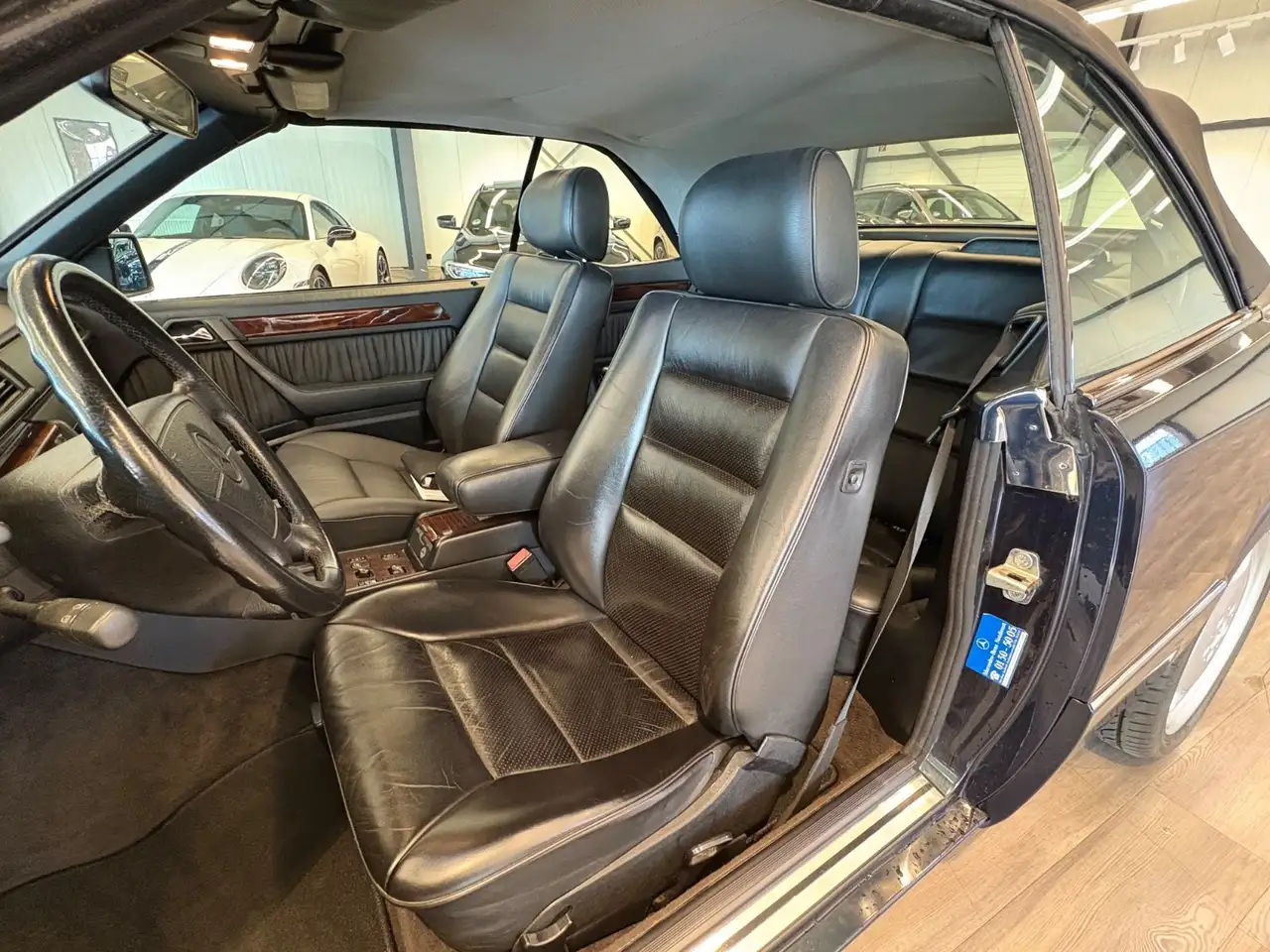 Mercedes-Benz E 220 CABRIO SPORTLINE W124, foto 8