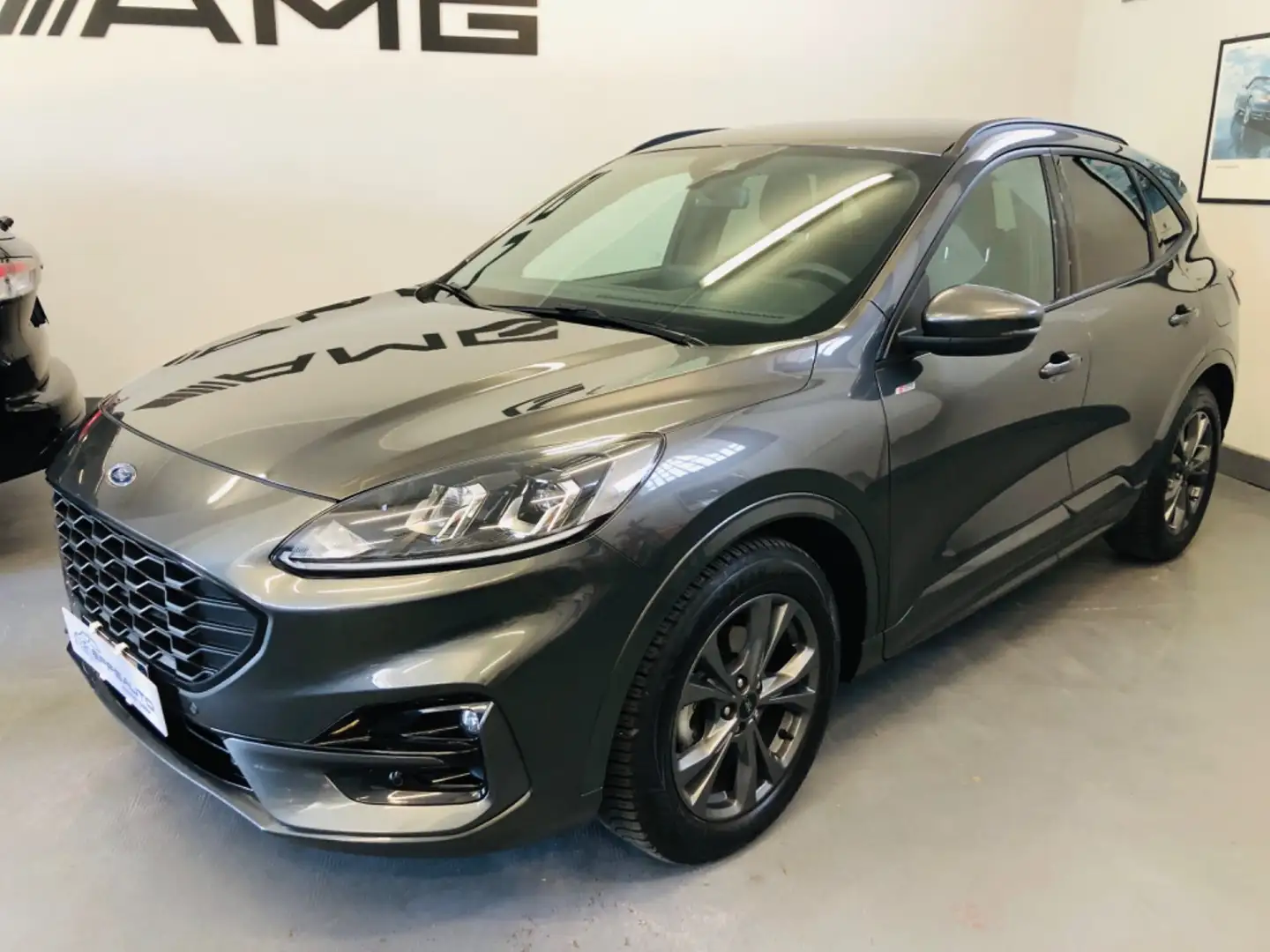 Ford Kuga 2.0 ecoblue ST-Line 2wd 120cv auto Grigio - 1