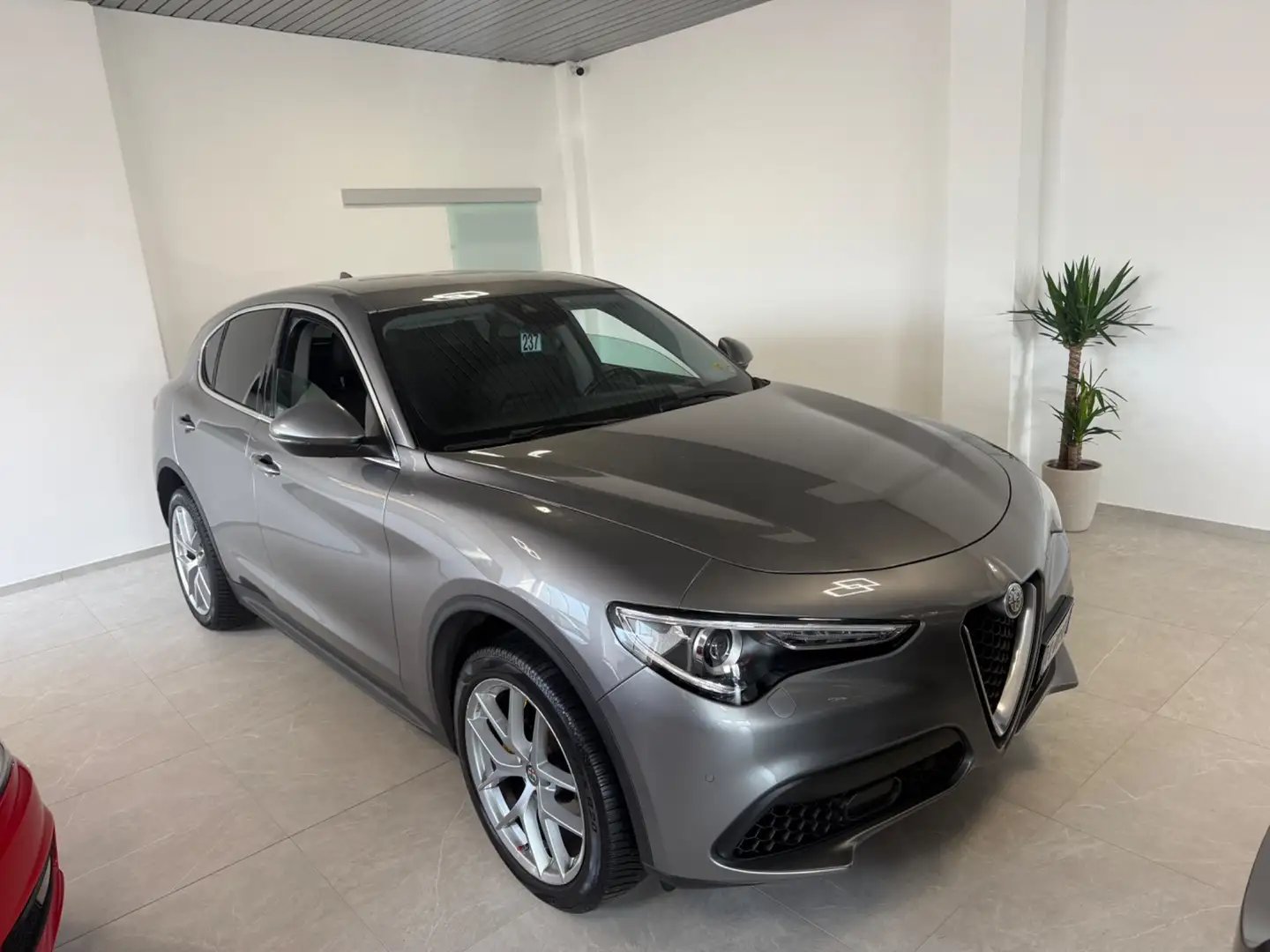 Alfa Romeo Stelvio Stelvio 2.0 Turbo 280 CV AT8 Q4 Executive Gris - 1