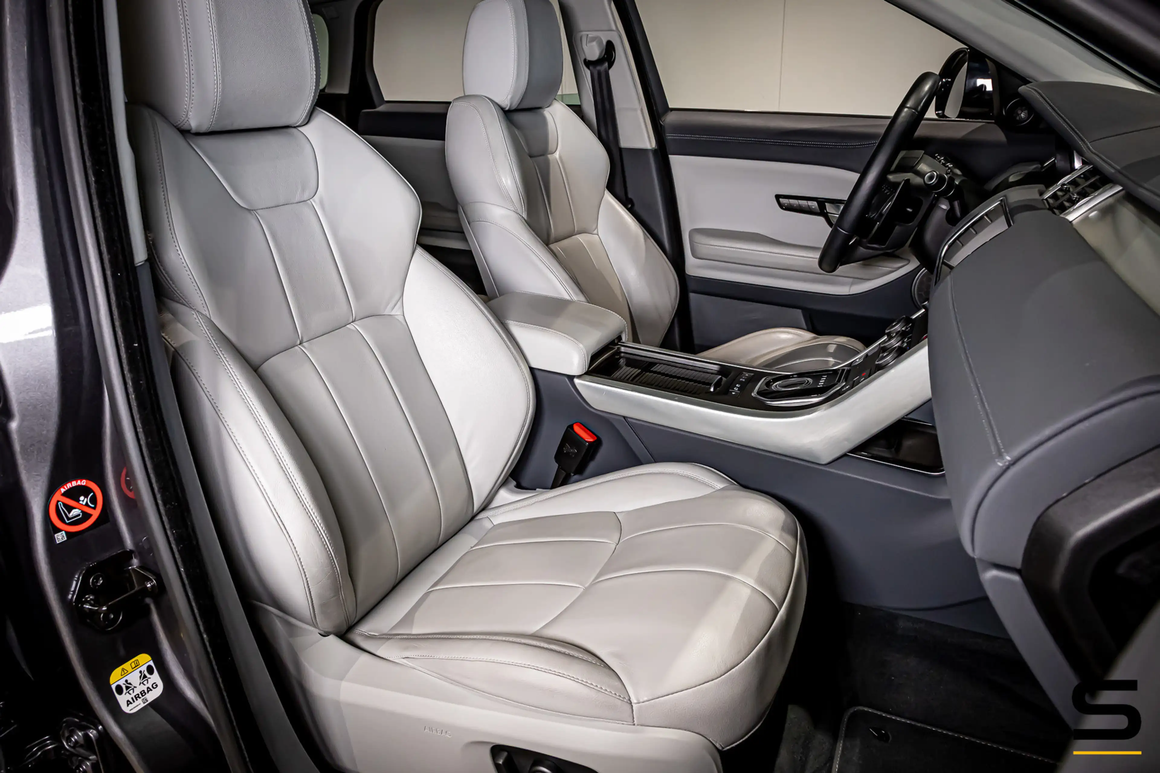 Land Rover Range Rover Evoque 2.0 TD4 HSE|Pano|1eig|NAP|Cam — photo 8