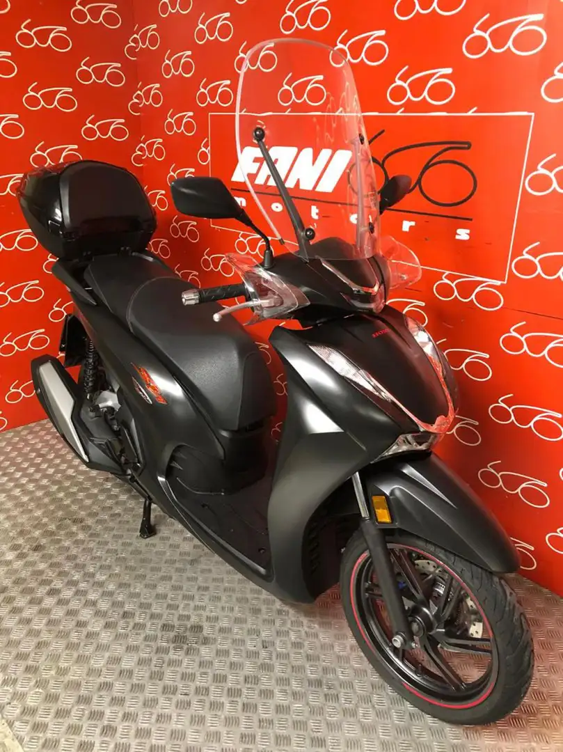 Honda SH 350i A Nero - 2