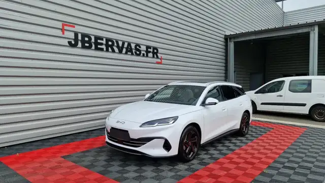 BYD 6 Touring 1.5L DM-I 156 KW PHEV COMF