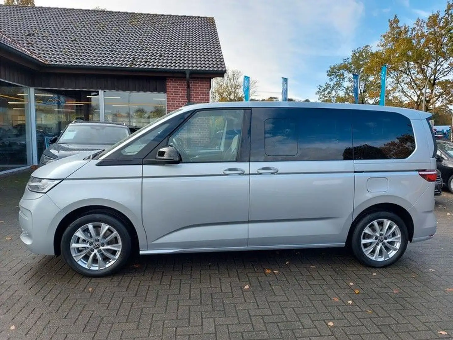 Volkswagen T7 Multivan Life 1,4TSI eHybrid 7Sitze*MatrixLED Argent - 2