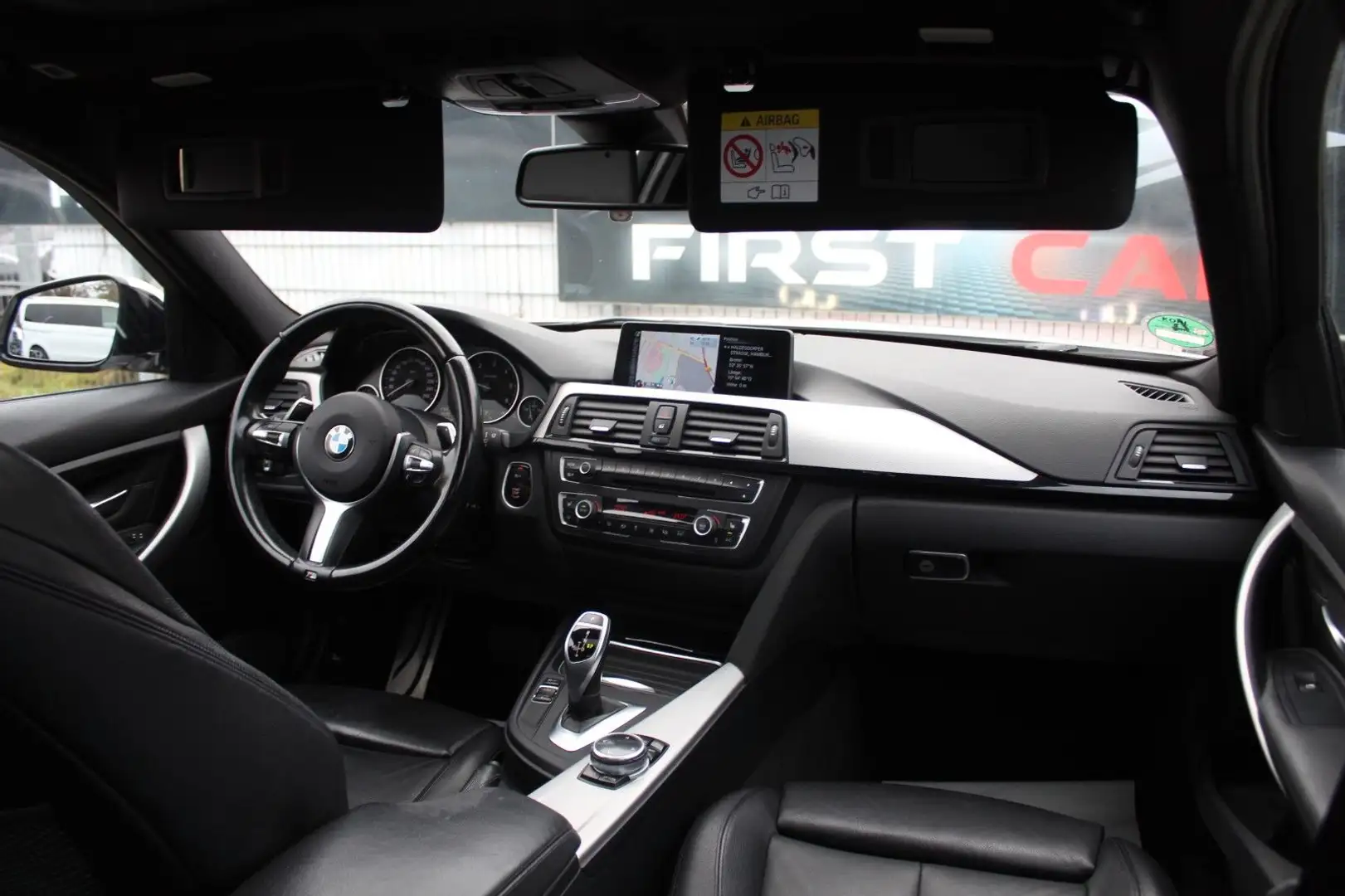 BMW 320 d Sport Aut. M-Paket|BIXENON|SCHIEBEDACH|NAVI Weiß - 2