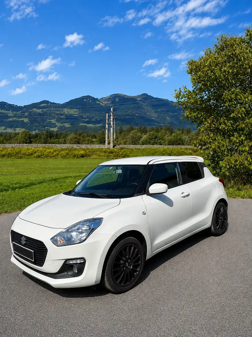 Suzuki Swift 1,2 DualJet Shine - 1