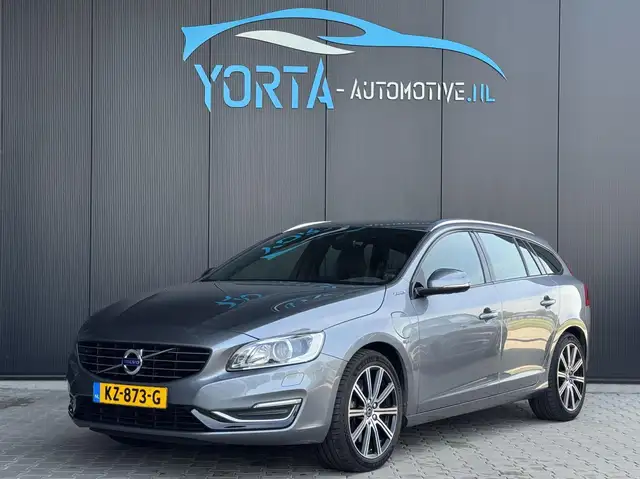 Volvo V60 2.4 D5 Twin Engine NL AUTO*TR. HAAK*MEMORY*LEDER