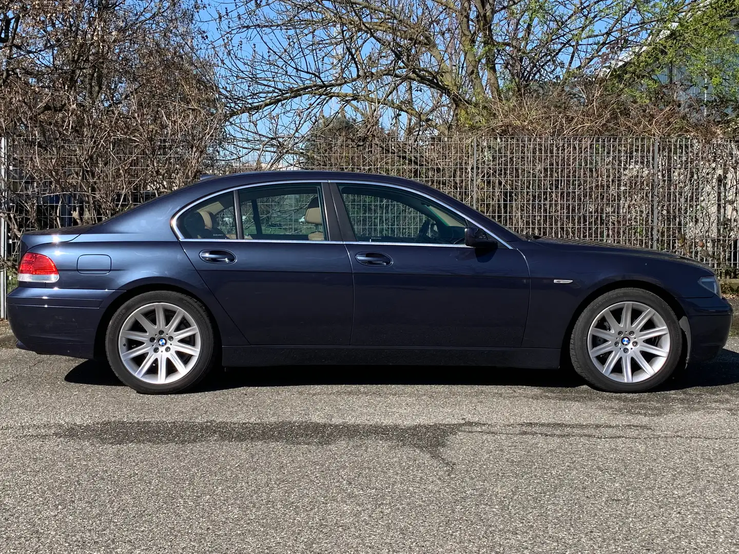 BMW 735 i (E65) 3.6 V8 272 CV Steptronic TARGA ORO ASI Azul - 2