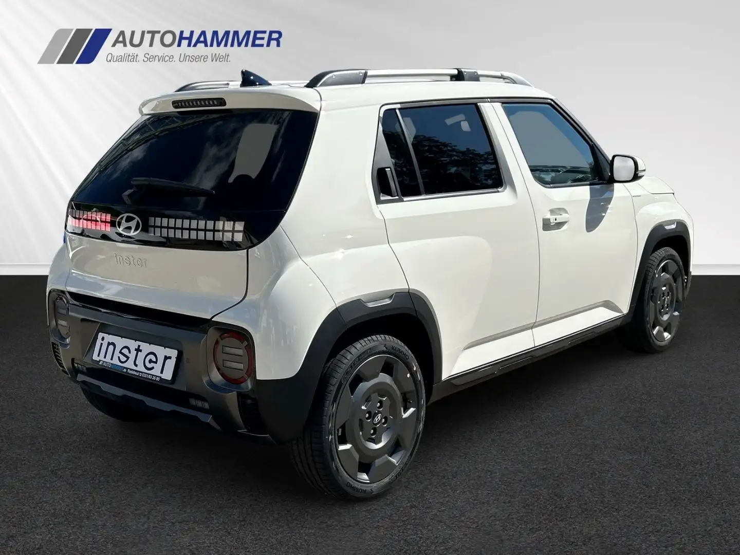Hyundai Inster EV 49kWh CROSS LED SHZ Navi Effizienz-P. Grau - 2