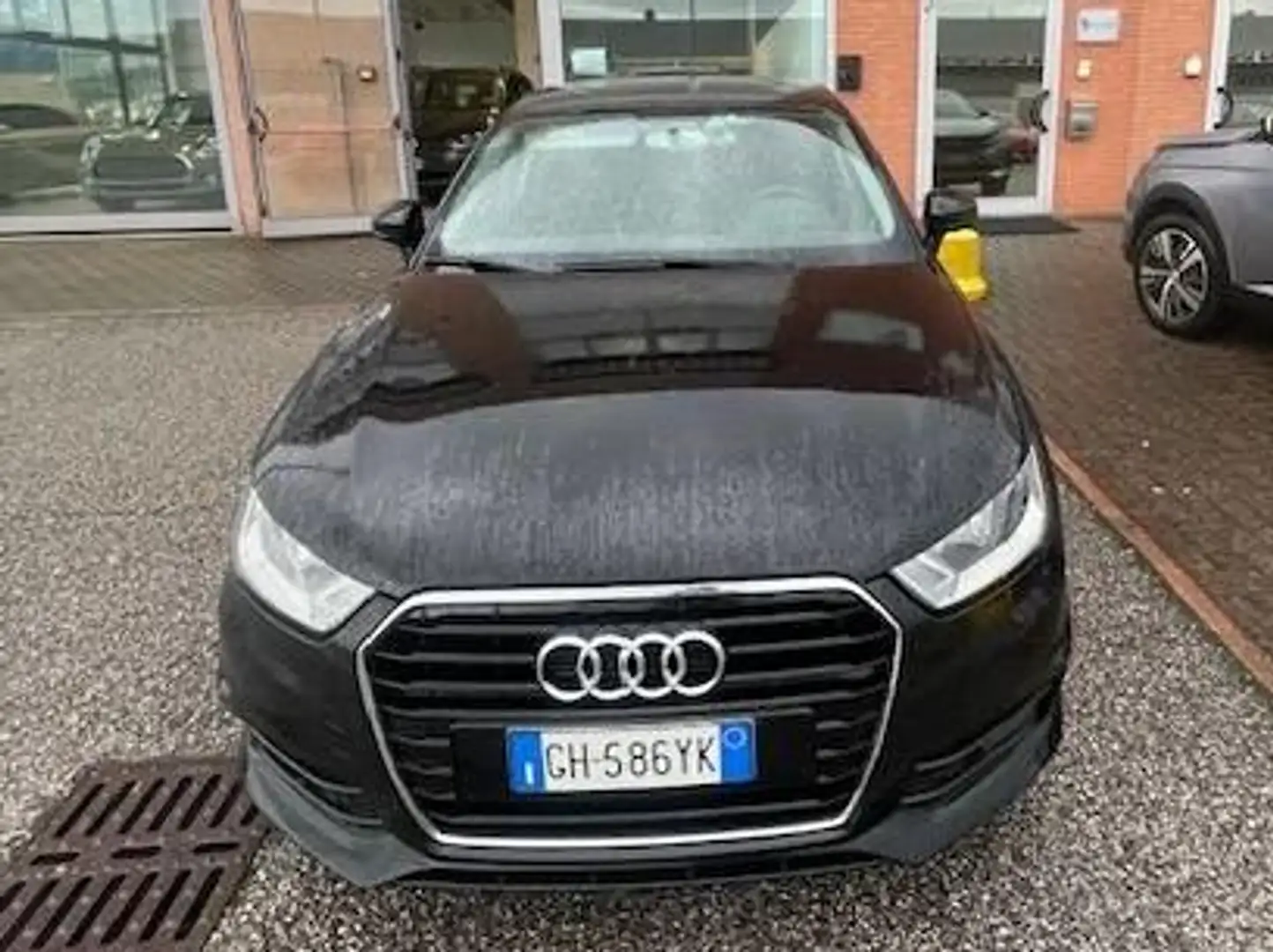 Audi A1 A1 Sportback 1.0 tfsi ultra Sport 95cv Nero - 2