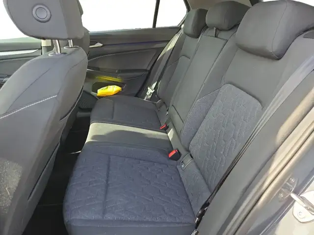 Volkswagen Golf view 10
