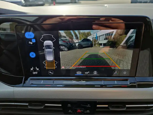 Volkswagen Golf view 17