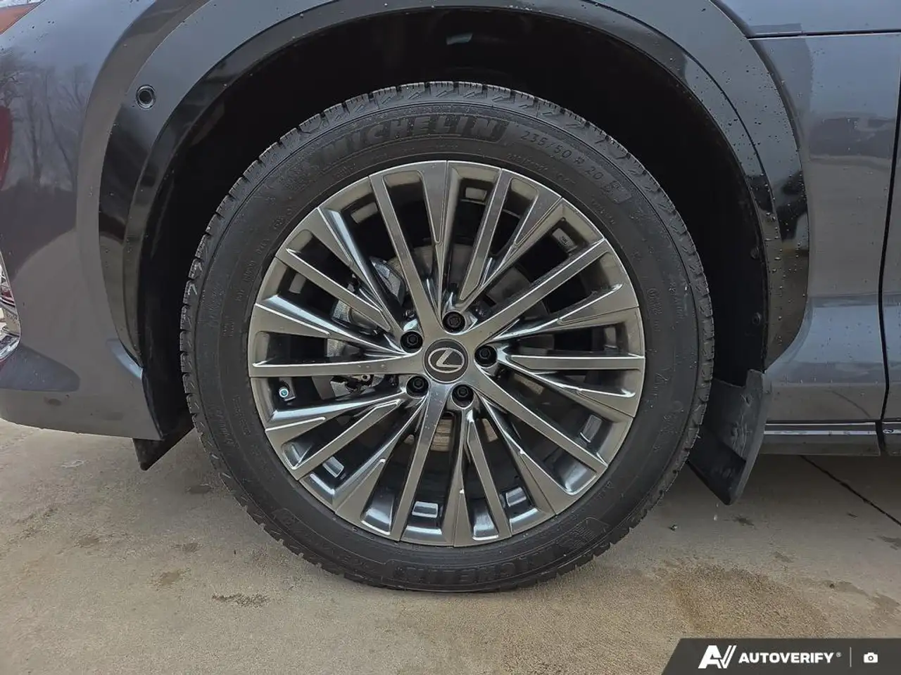 Lexus RZ снимка Lexus RZ