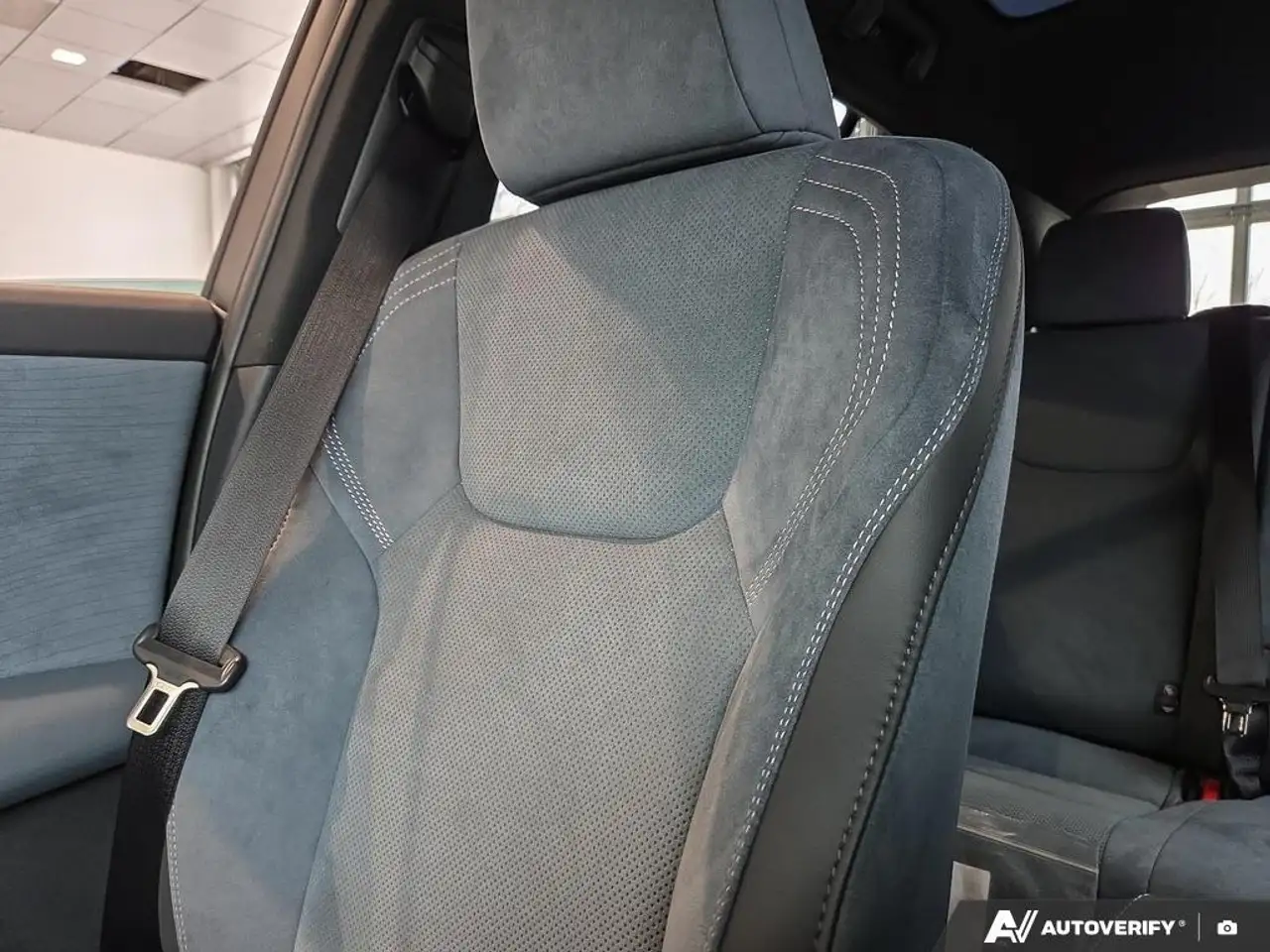 Lexus RZ снимка Lexus RZ