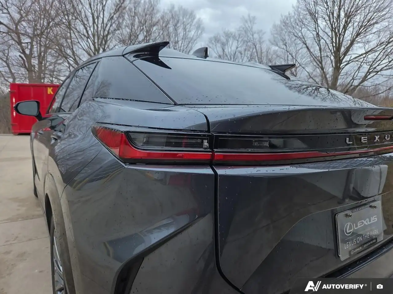 Lexus RZ снимка Lexus RZ