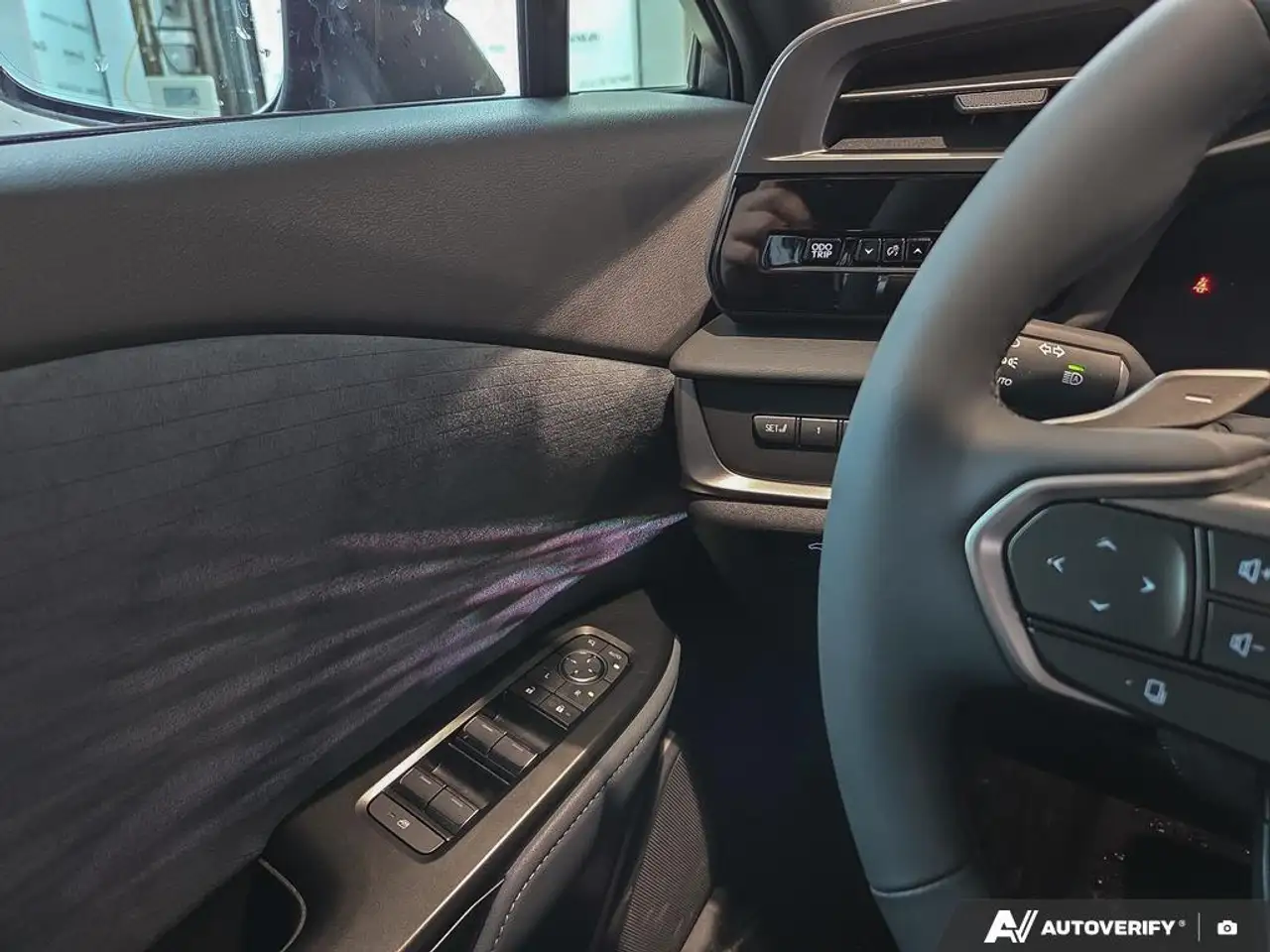 Lexus RZ снимка Lexus RZ