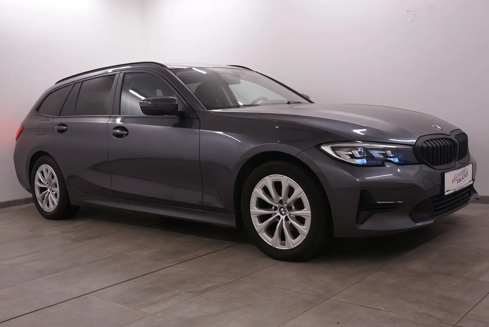 BMW 318 d Sport Grau - 1