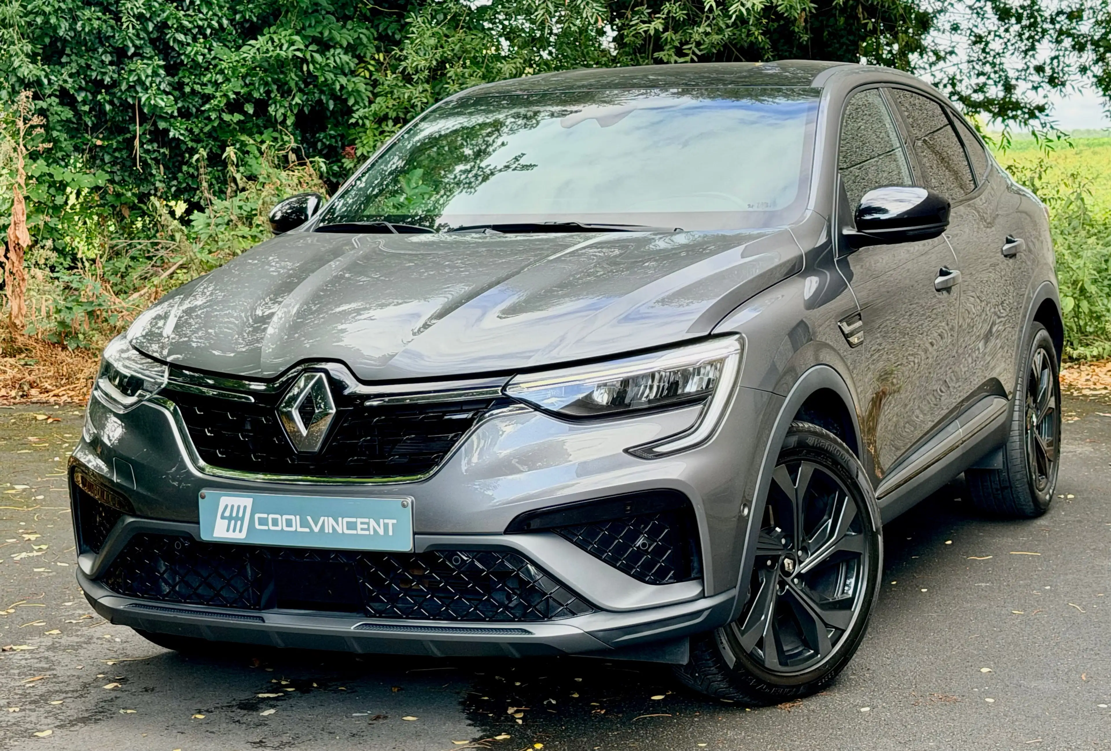 Renault Arkana 1.3 TCe R.S.Line GPF EDC // Full options LED AMBIANCE Volant Chauffant  // 16.115€ HTVA