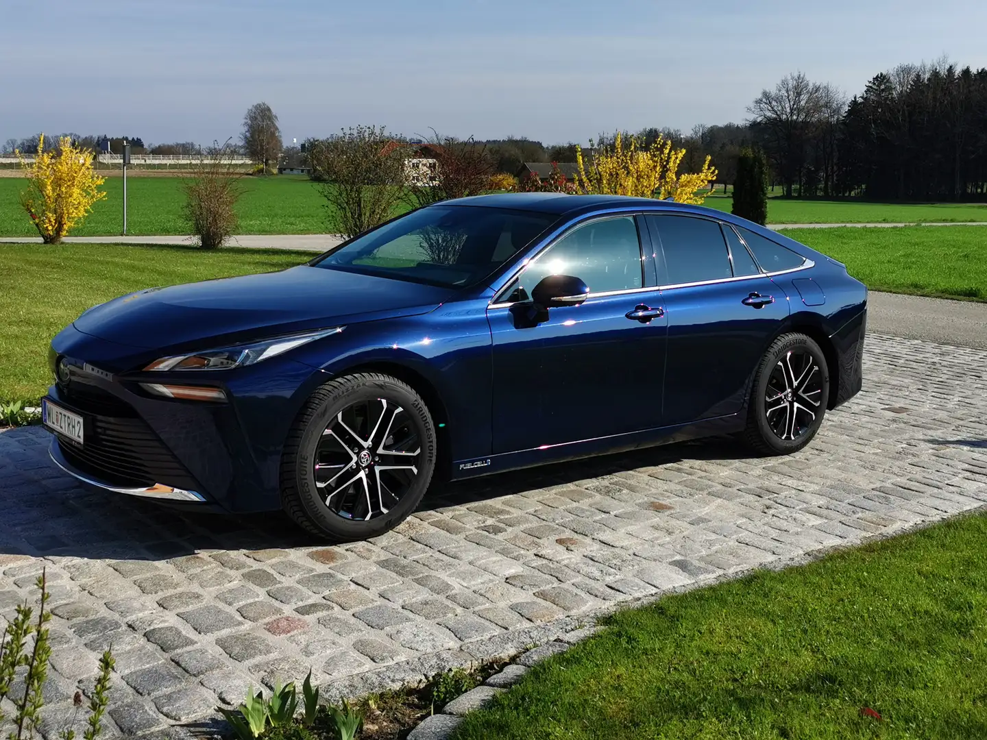 Toyota Mirai Mirai Brennstoffzelle 1,24kWh Executive Executive - 1