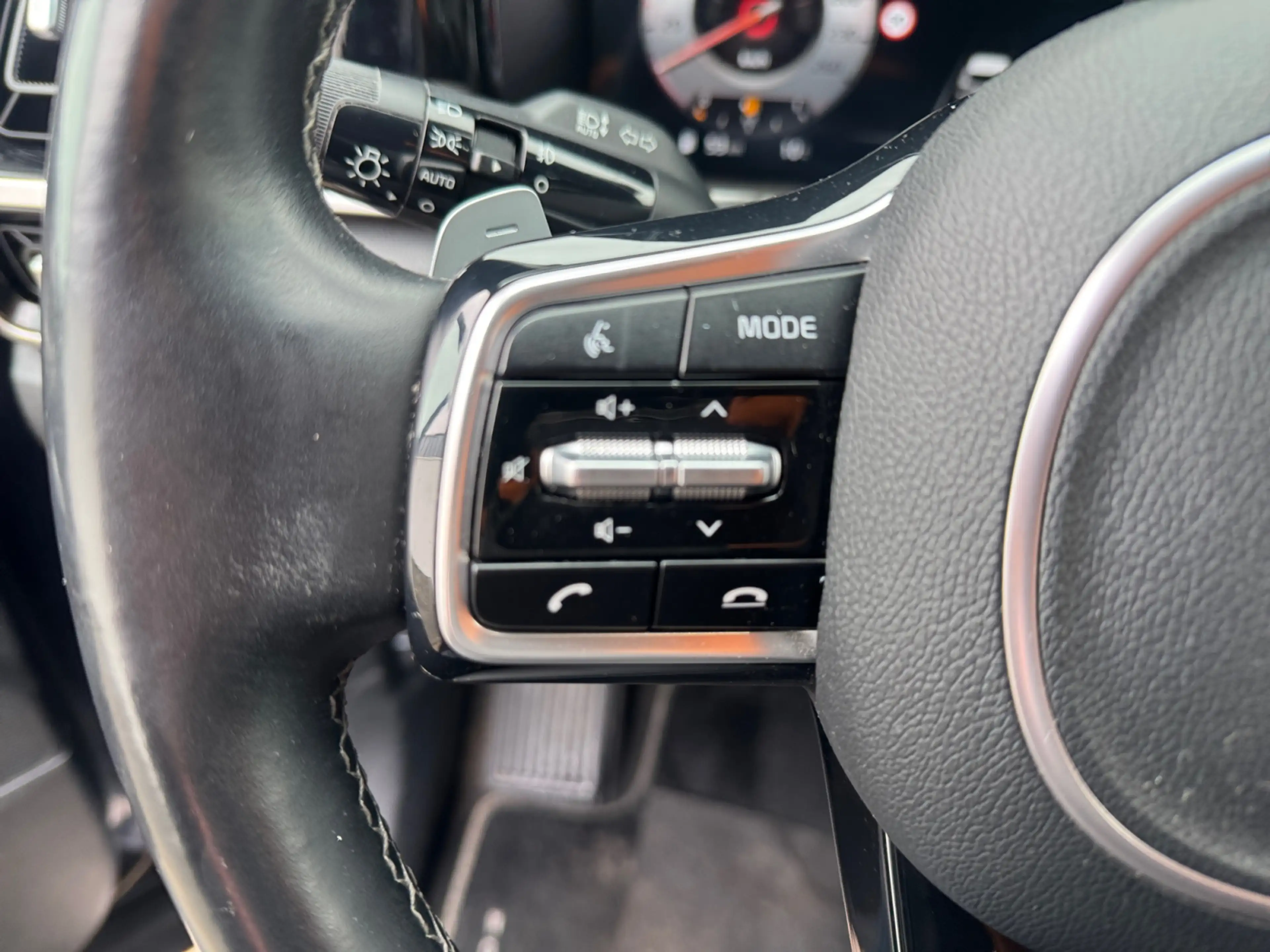 Kia Sorento 1.6 T-GDI Plug-in Hybrid 4WD ExecutiveLine 7 Pers- — photo 14