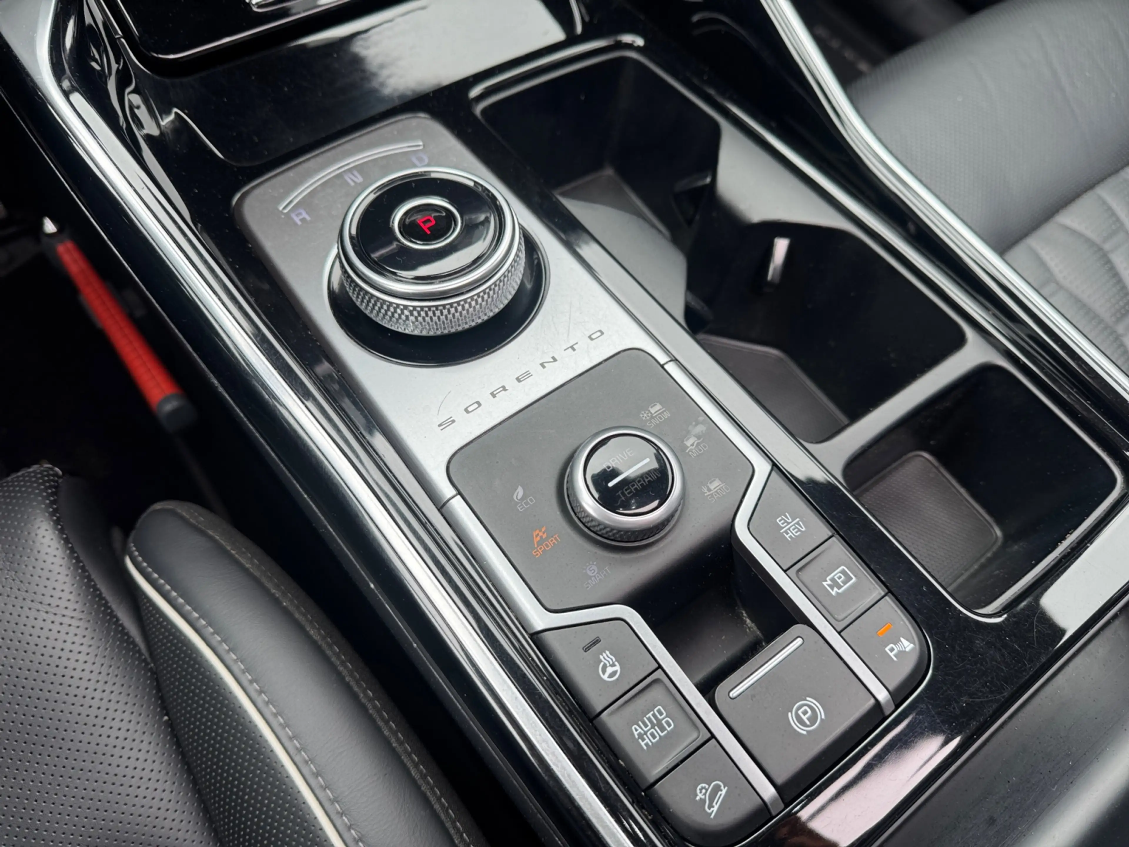 Kia Sorento 1.6 T-GDI Plug-in Hybrid 4WD ExecutiveLine 7 Pers- — photo 11