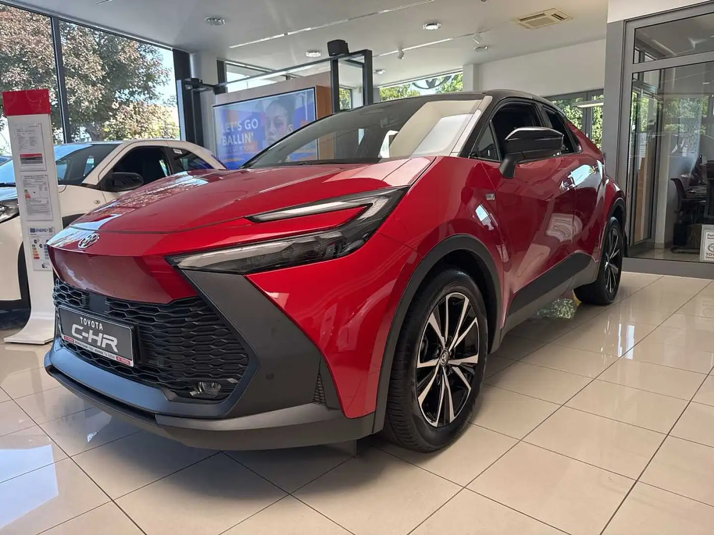 Toyota C-HR 2.0 Hybrid Team Deutschland Technik Paket, LED, Na Rouge - 2