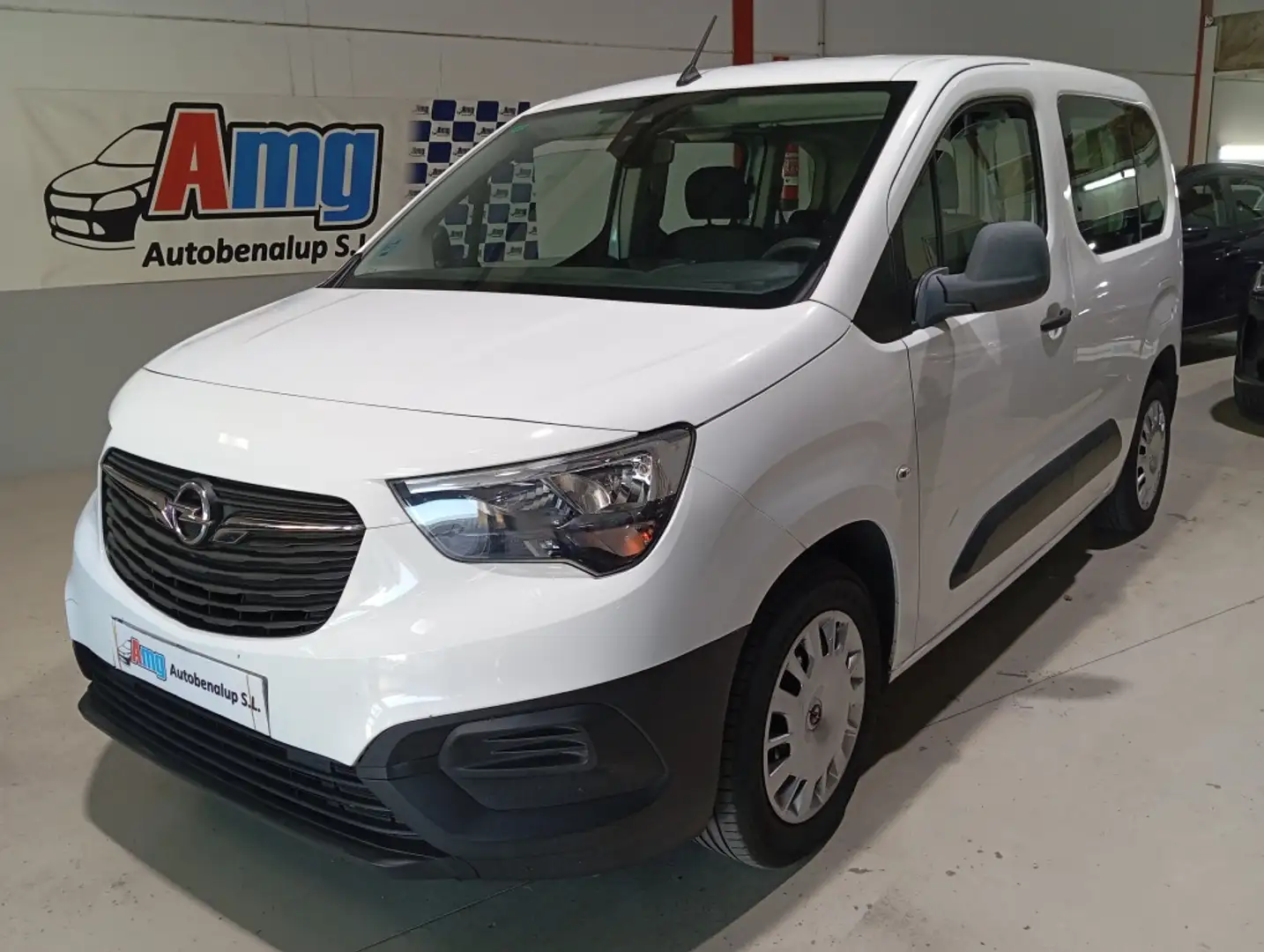 Opel Combo Life 1.5TD Expression L 75 Weiß - 1