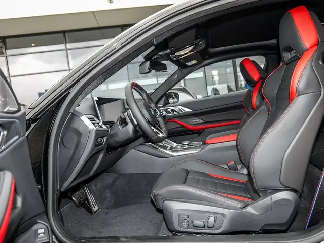 BMW 4 Series view 14
