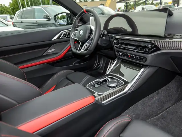 BMW 4 Series view 3