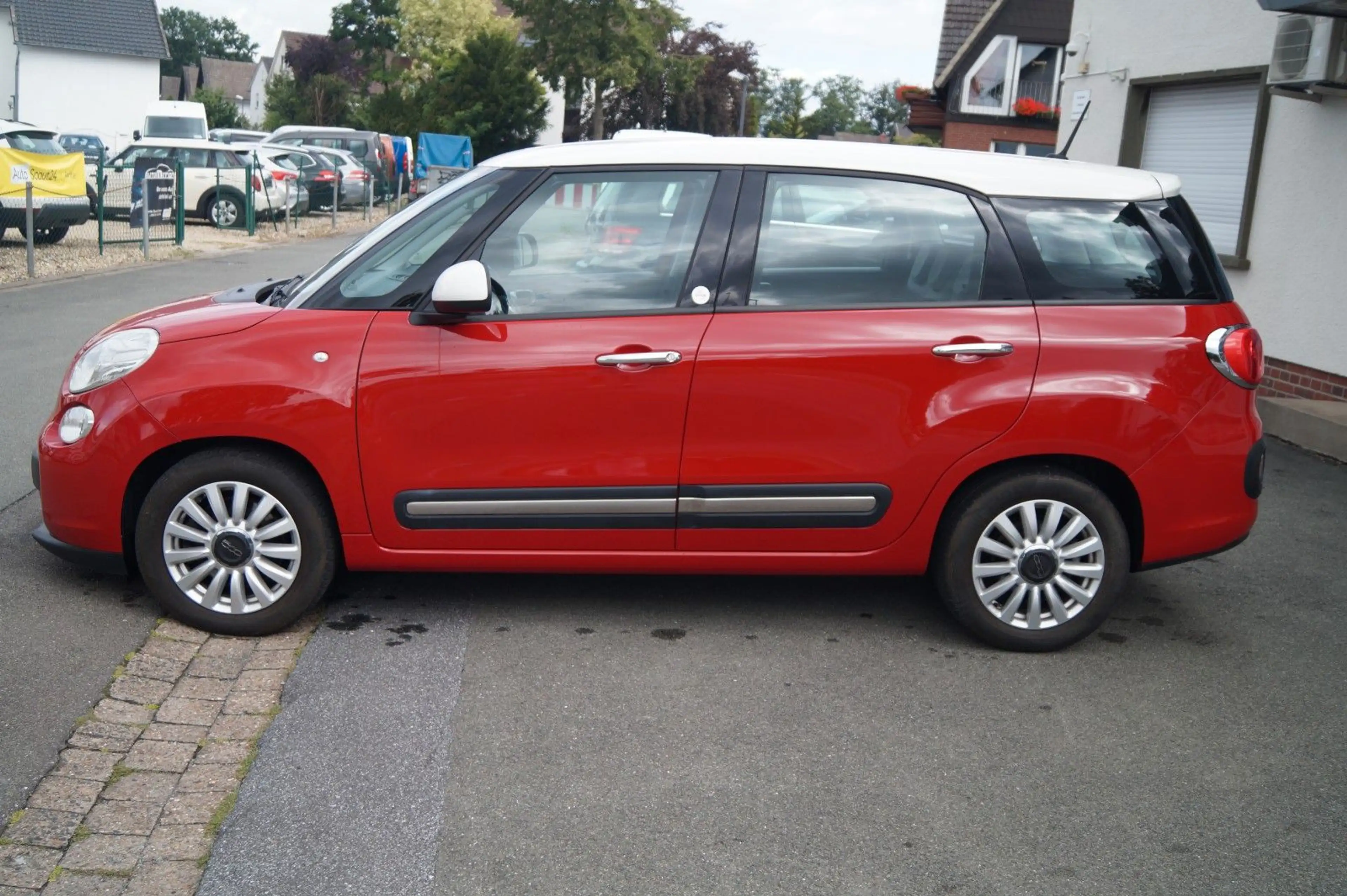 Fiat 500L Pop Star*Navi*Klima*Tempomat*SHZ*MFL*Alu* — photo 4