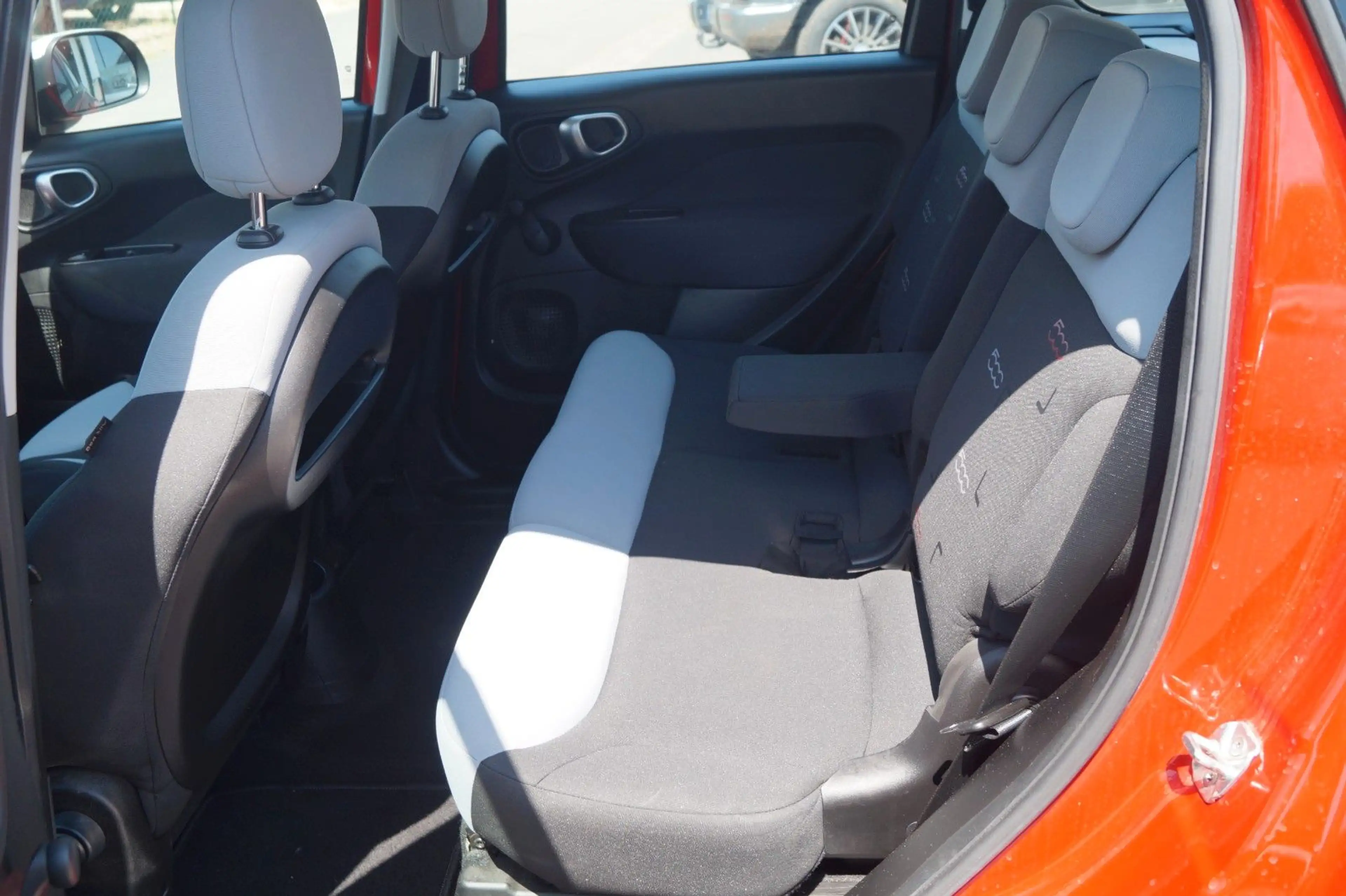 Fiat 500L Pop Star*Navi*Klima*Tempomat*SHZ*MFL*Alu* — photo 13