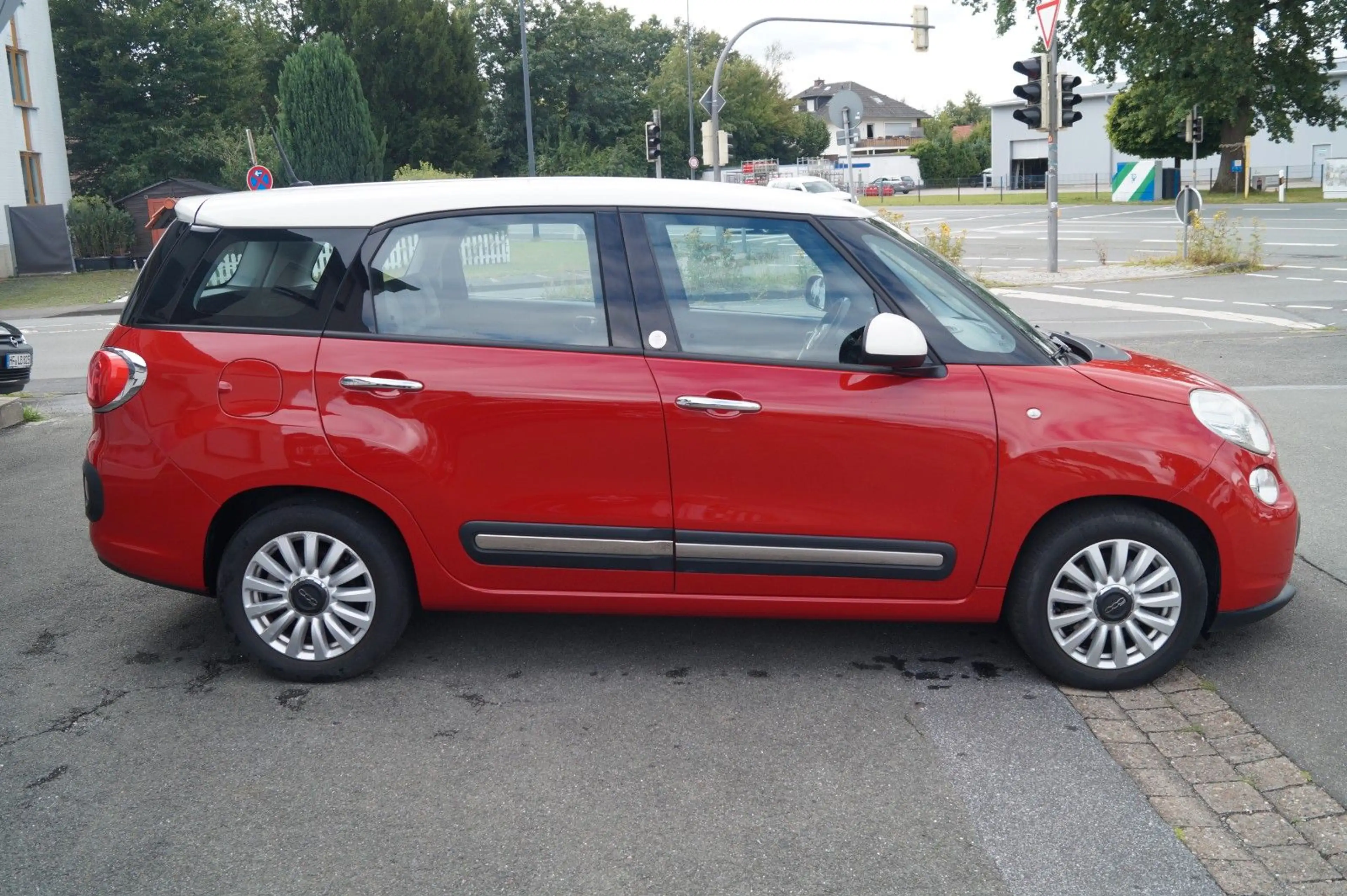 Fiat 500L Pop Star*Navi*Klima*Tempomat*SHZ*MFL*Alu* — photo 5