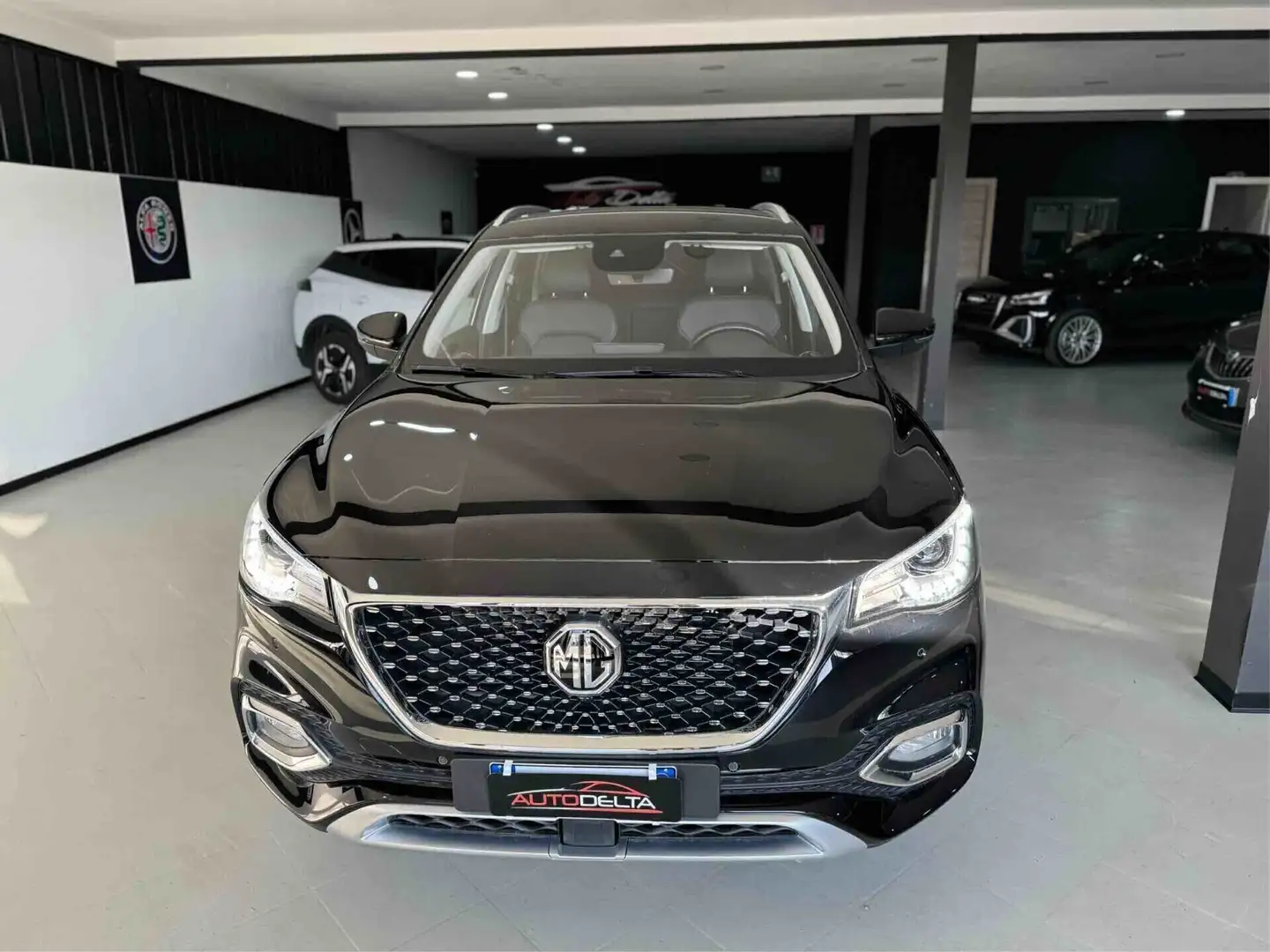 MG HS 1.5T-GDI Luxury Noir - 1