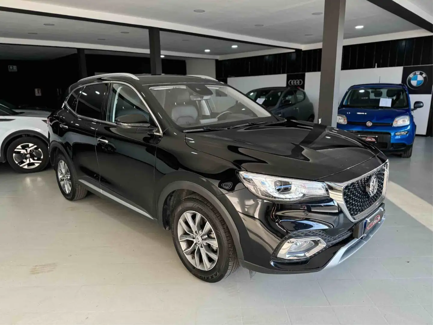 MG HS 1.5T-GDI Luxury Noir - 2