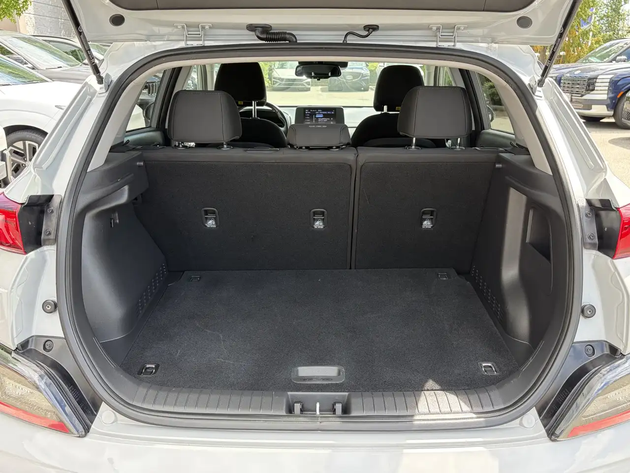 Hyundai KONA снимка Hyundai KONA