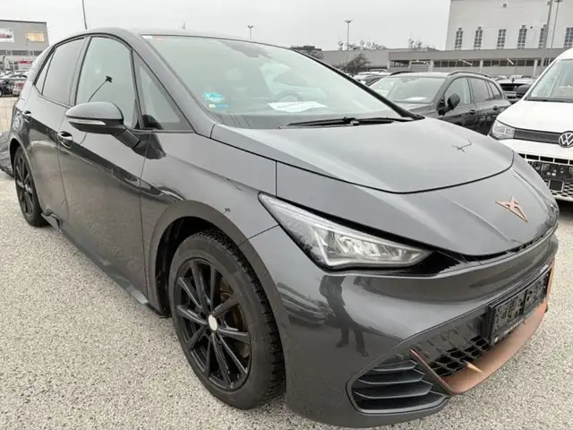 CUPRA Born 58/62 150kW/204PS