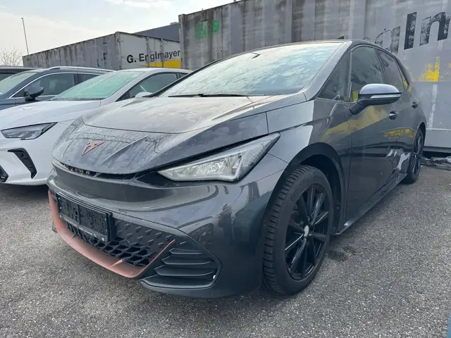 CUPRA Born 58/62 150kW/204PS
