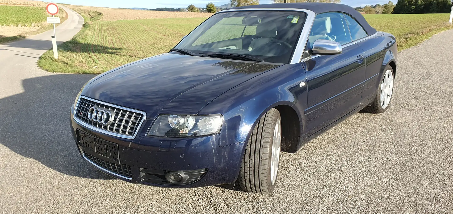 Audi S4 S4 Cabrio 4,2 V8 quattro Tiptr., Voll, 25.000 km Blau - 2