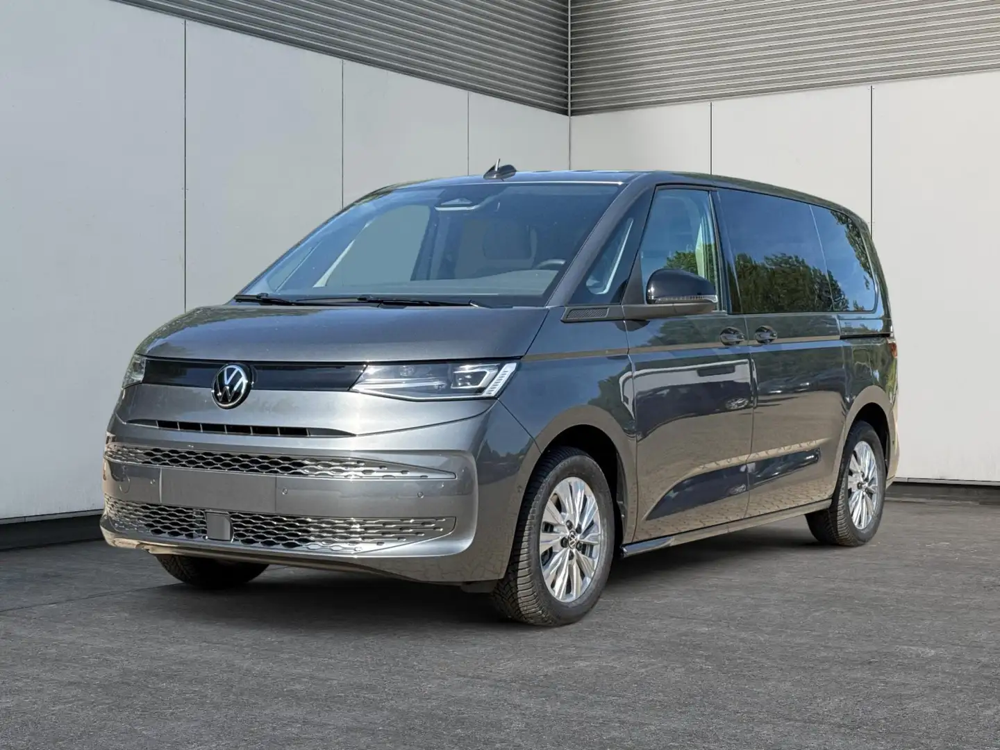 Volkswagen T7 Multivan Business KURZ 4x4+7-SITZER+MATRIX+AHK+KAMERA+SH... Grau - 1