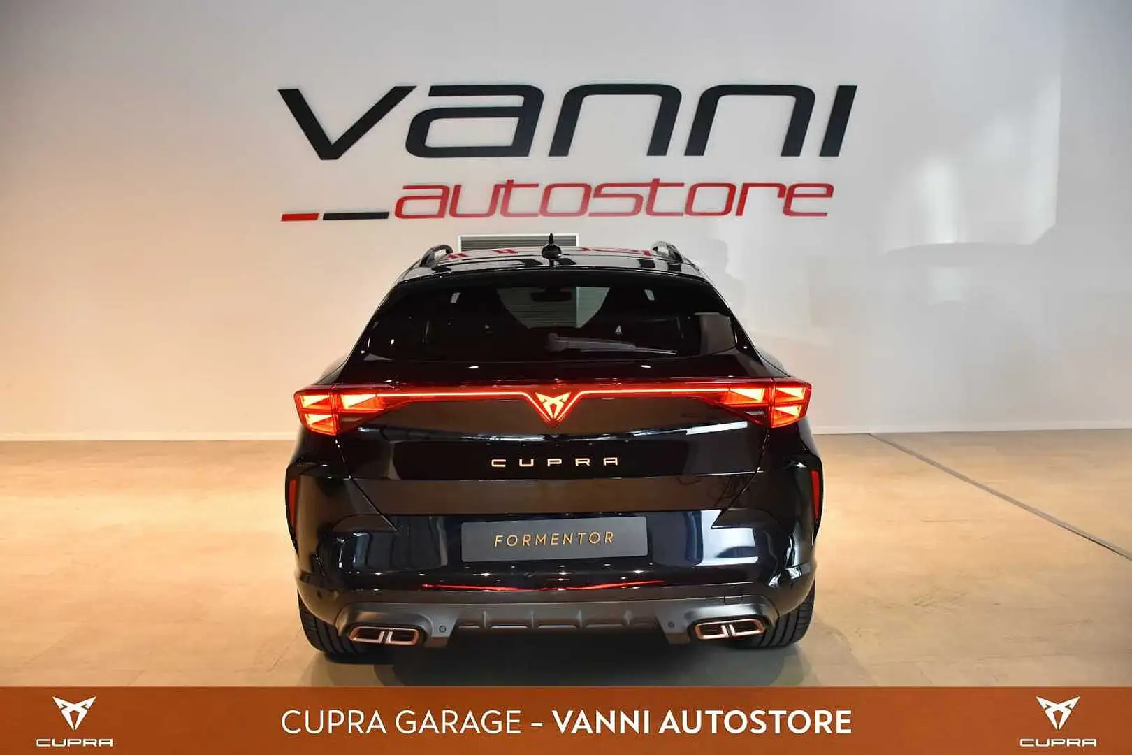 CUPRA Formentor Dark Night 1.5 e-Hybrid 204CV pHEV DSG Noir - 2