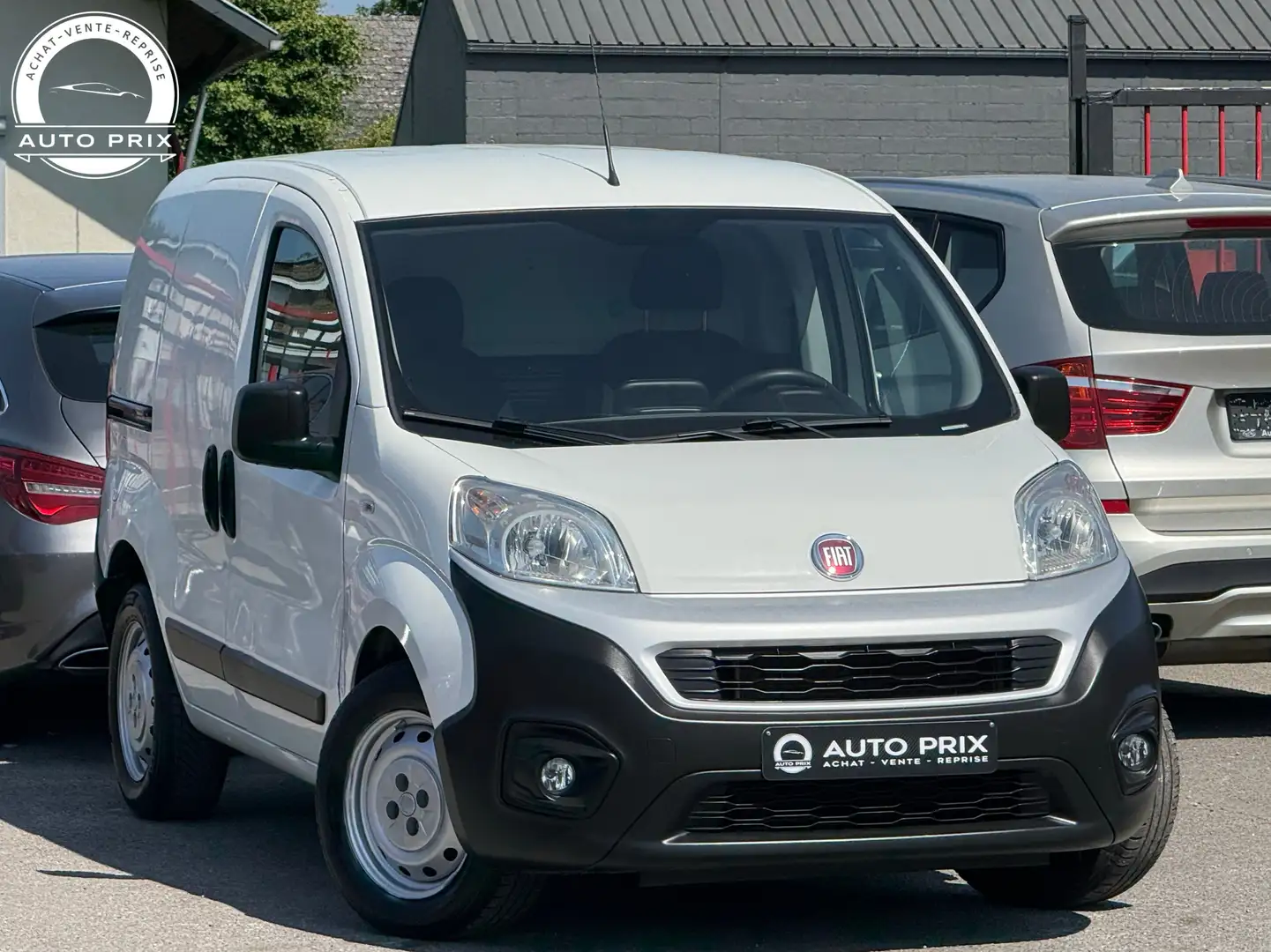 Fiat Fiorino 1.3 Multijet Pack Professionnel Navi PDC Clim Blanc - 2