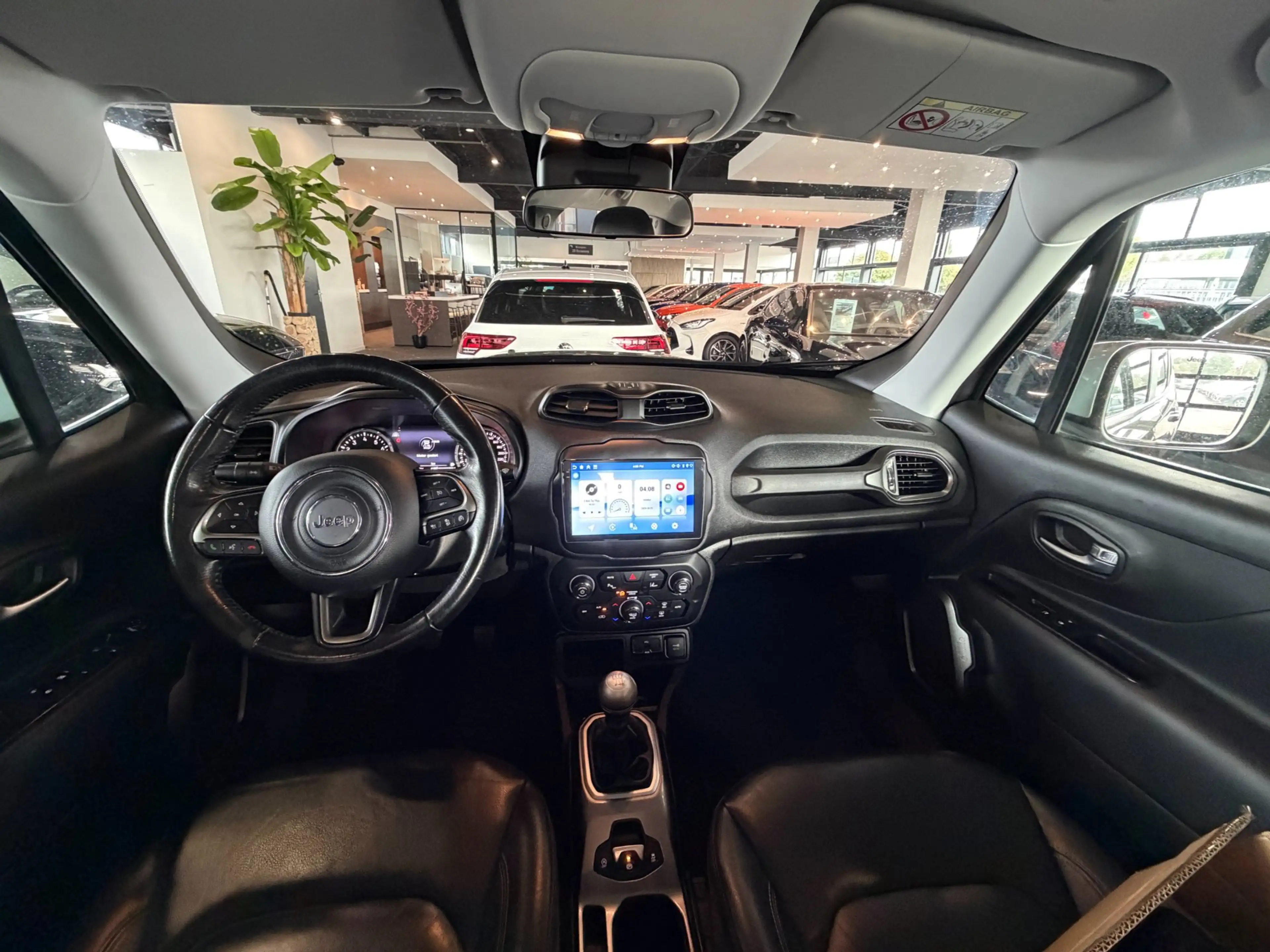 Jeep Renegade 1.4 MultiAir Limited Clima|ACC|Carplay|GoedOH — photo 2