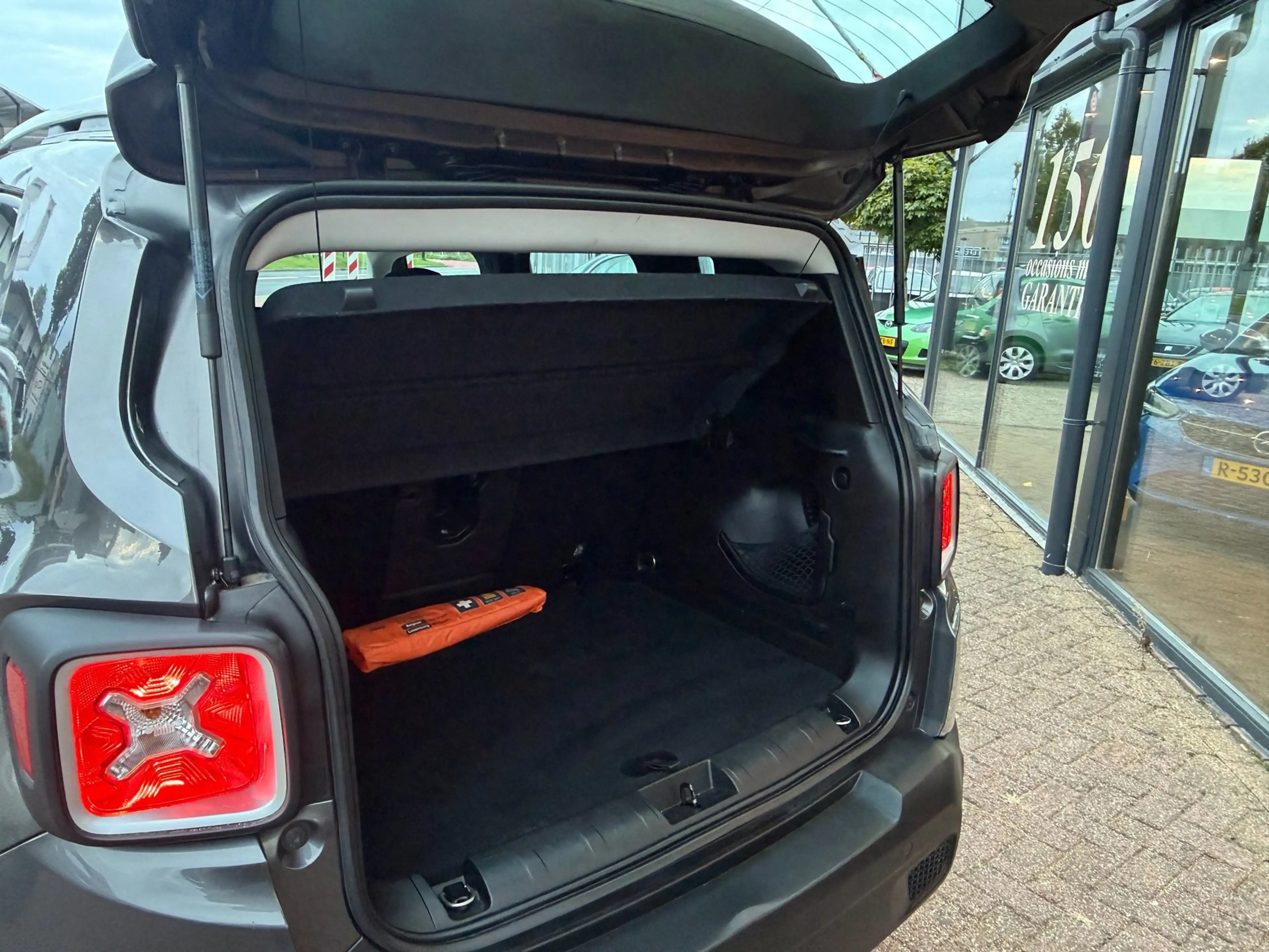 Jeep Renegade 1.4 MultiAir Limited Clima|ACC|Carplay|GoedOH — photo 8