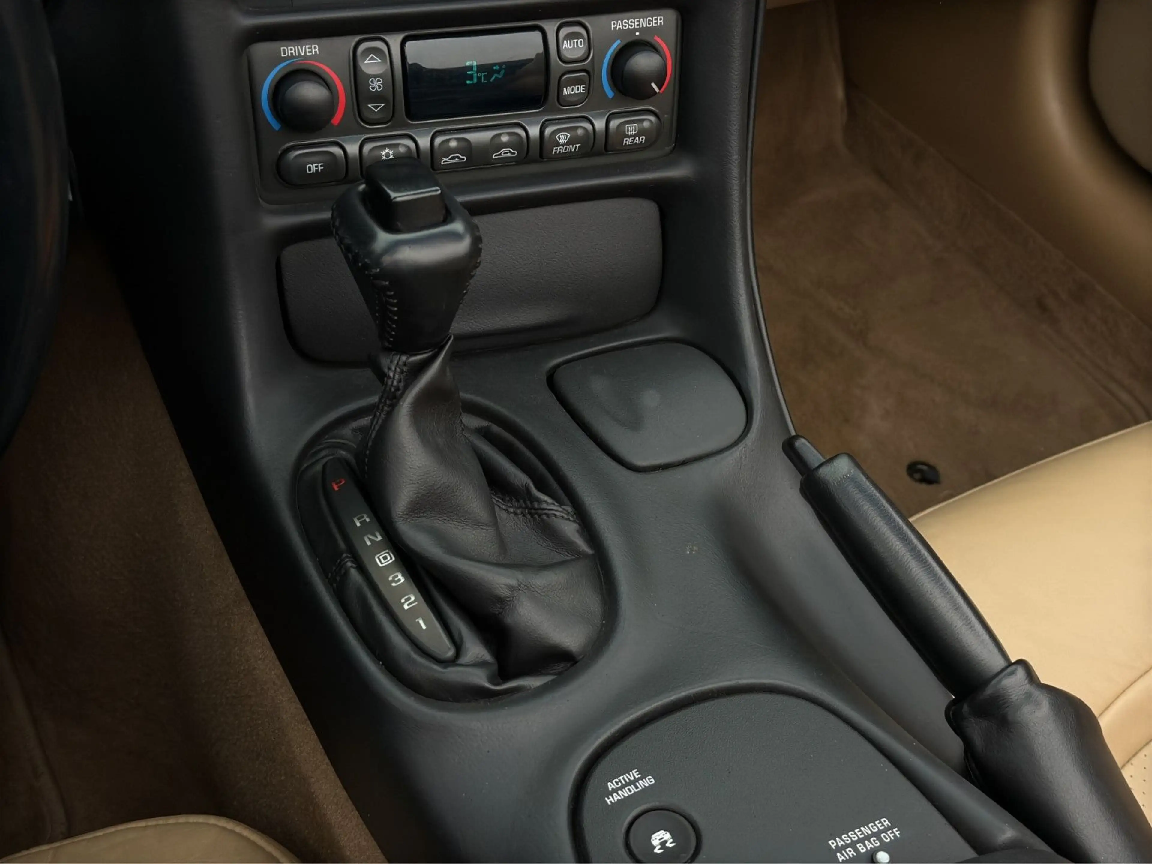 Corvette C5 5.7 Cabrio Autom. *GUTER ZUSTAND*HUD*TÜV NEU* — photo 15