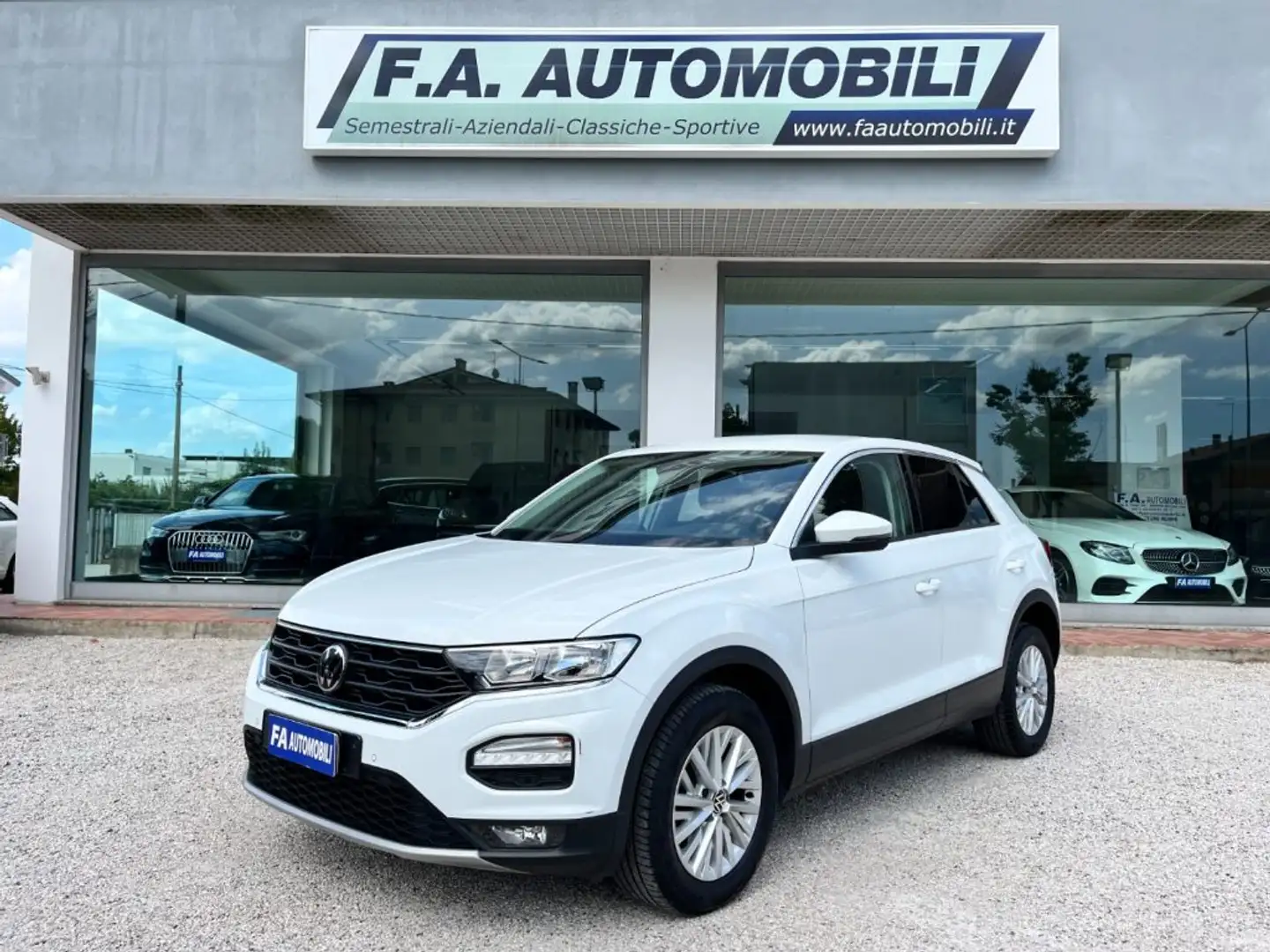 Volkswagen T-Roc 2.0 TDI SCR 150 CV DSG 4MOTION Business BlueMot. T Bianco - 1