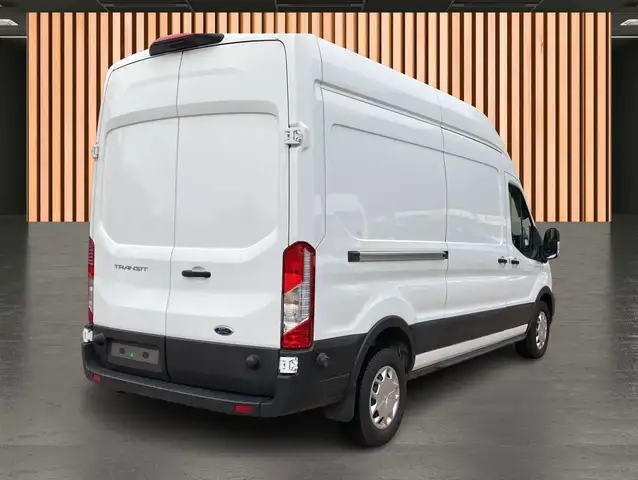 Ford Transit view 6